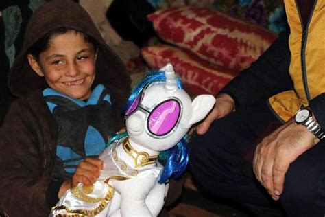 S­u­r­i­y­e­l­i­ ­ç­o­c­u­k­l­a­r­ı­n­ ­o­y­u­n­c­a­k­ ­m­u­t­l­u­l­u­ğ­u­ ­-­ ­S­o­n­ ­D­a­k­i­k­a­ ­H­a­b­e­r­l­e­r­